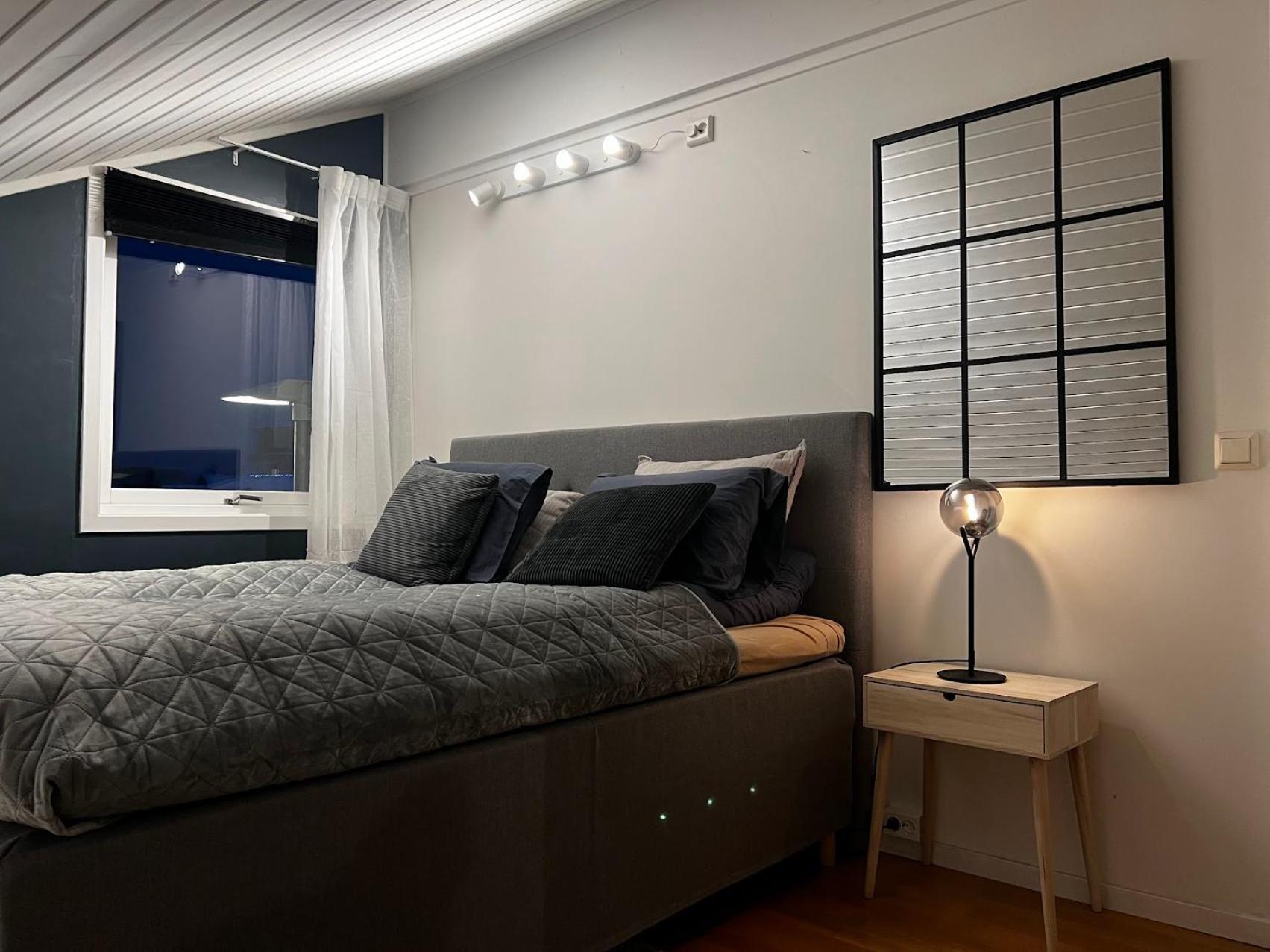 Lägenhet Charming Loft Retreat On Tromso's Historic Main Street: 3-minute Stroll To Square *